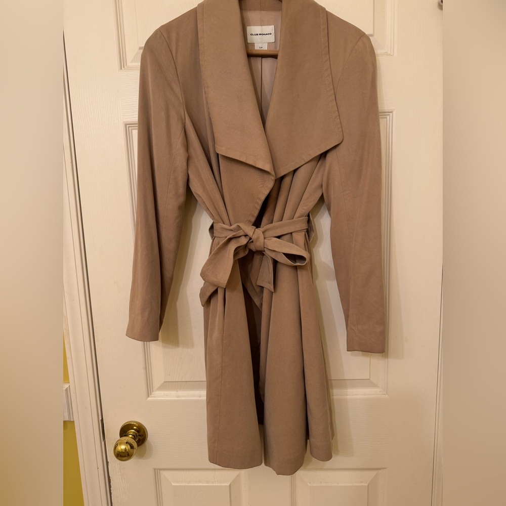 Club Monaco Classic Tan Trench Coat